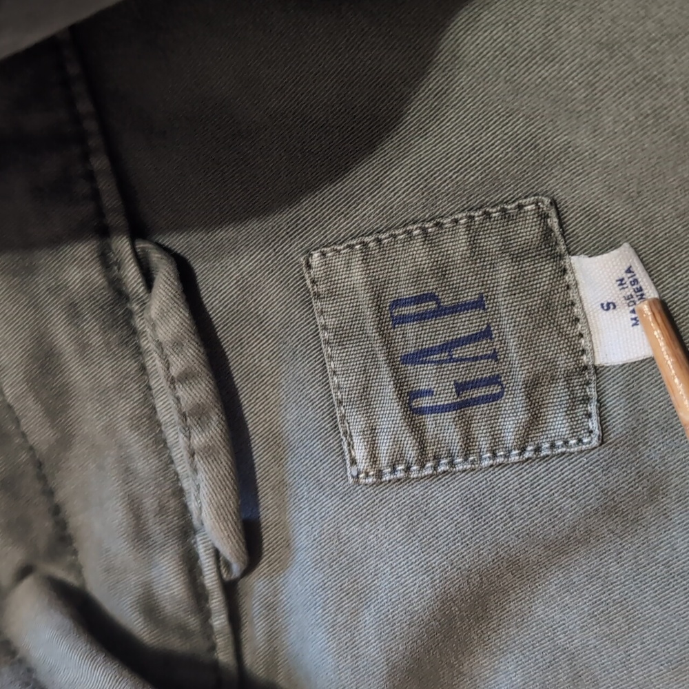 Gap Army Green Garment-Dyed Utility Cargo Jacket Size Small - Picture 12 of 14